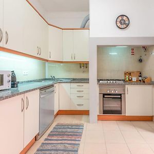 Vita Portucale ! Deluxe 3 Bedroom Apartment In Arroios